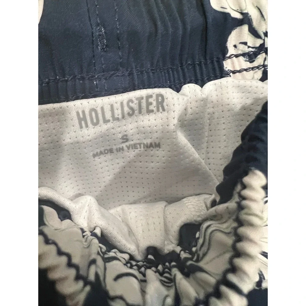 Nike Hollister Swim Trunks Bundle Mens Sz S Blue Floral Logo Board Shorts 2 Pack